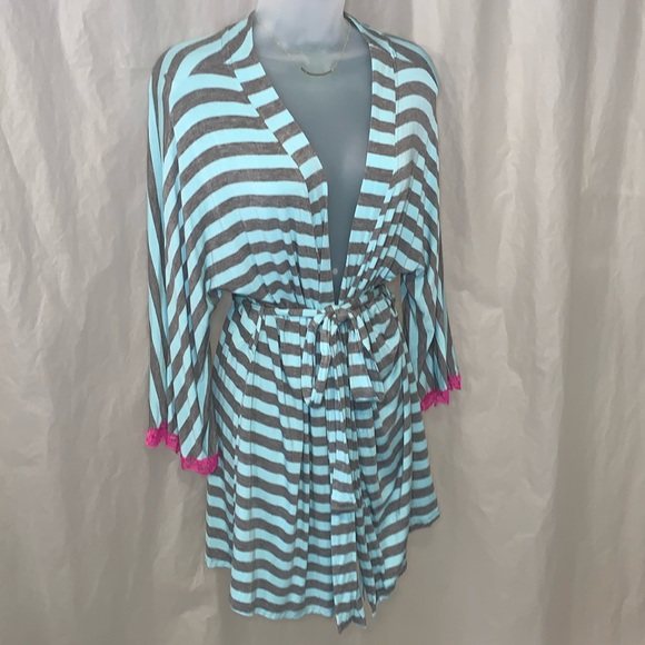 NWOT Medium Honeydew Intimates Lace Trim Striped Robe Gray / Mint - Picture 2 of 15